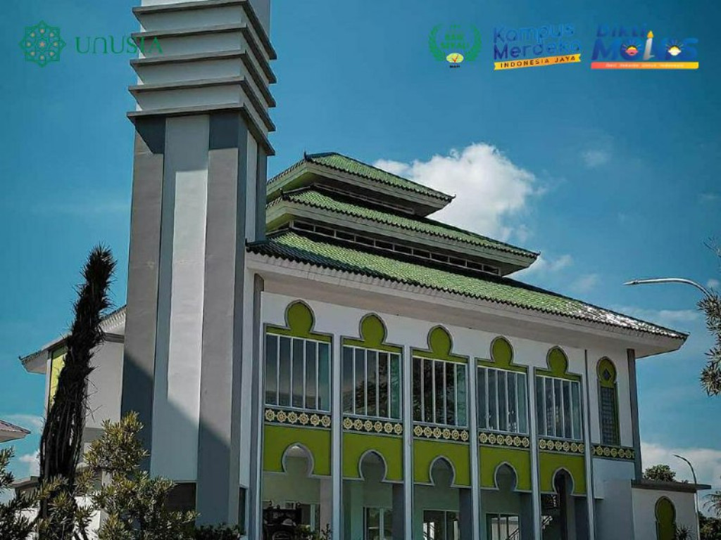 Mengenal Lebih Dekat Masjid KH. Moh. Ilyas Ruhiyat di Unusia: Warisan, Iman, dan Harapan