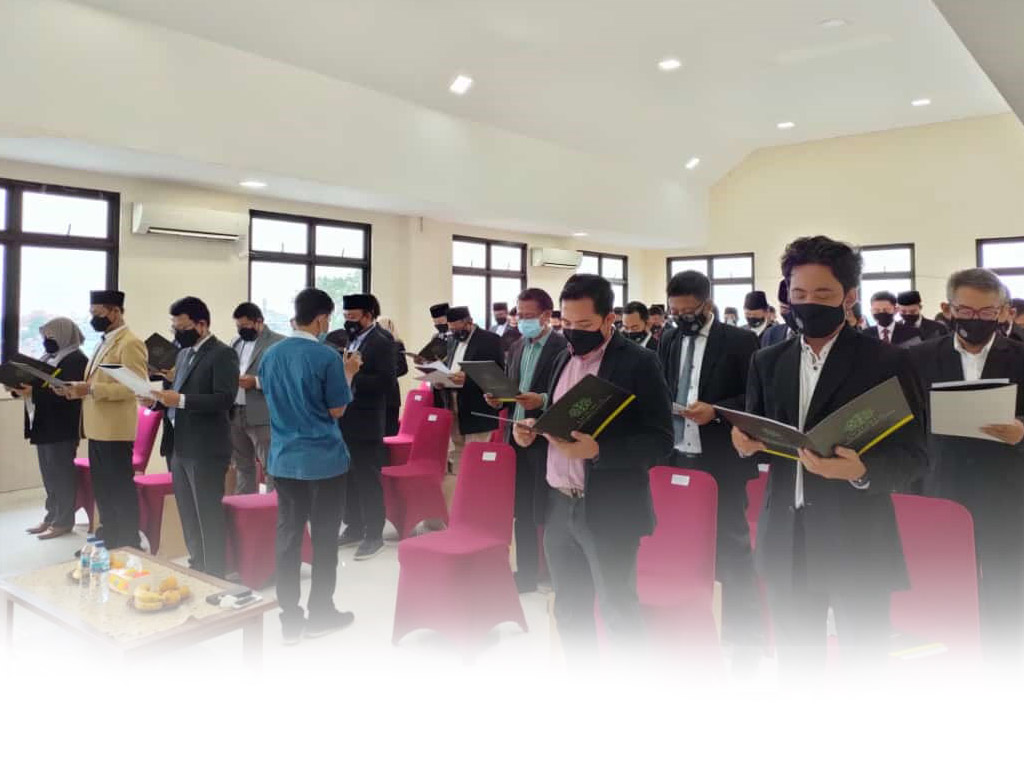 Rektor UNUSIA Resmi Lantik 54 Pejabat Struktural Baru