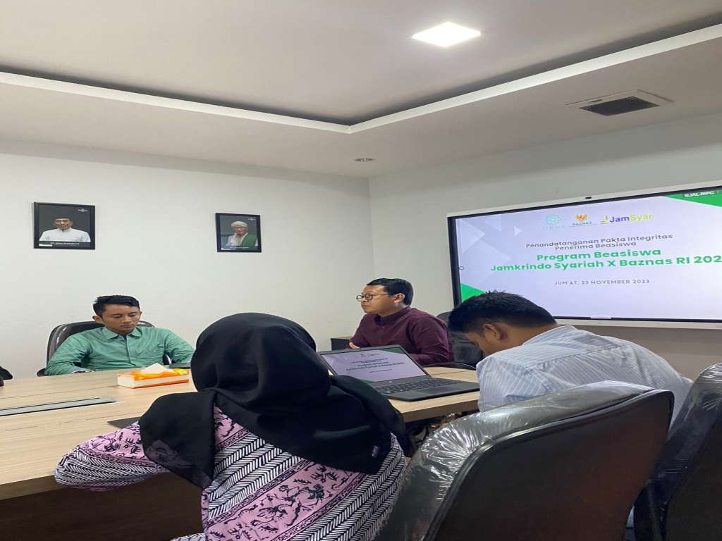 Membanggakan, Sebanyak 15 Mahasiswa Unusia Berhasil Dapatkan Beasiswa Jamkrindo Syariah X Baznas RI