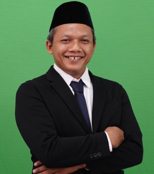 Dr. Muhammad Zuhdi, MA.