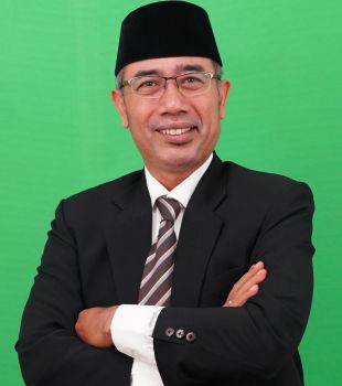 Dr. Ayatullah, M.Fil.